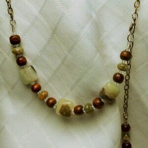 No12  Handmade jewelry set with polished stones: necklace, bracelet, earrings